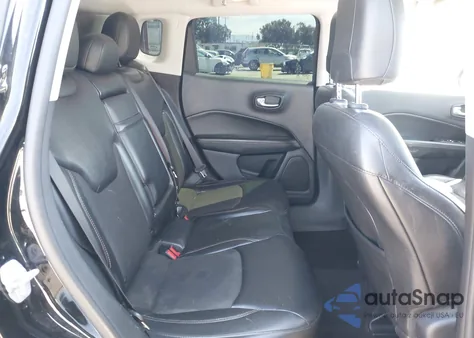 2018 Jeep Compass Latitude Fwd z USA, uszkodzony, nr VIN 3C4NJCBB8JT469425